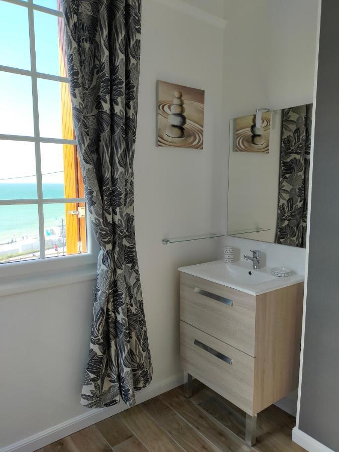 Au Gre Des Marees, Appartement Face A La Mer, Classe 3 Etoiles Ault Exterior photo